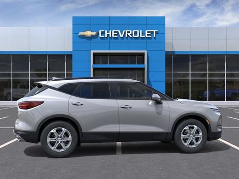 New 2026 Chevrolet Blazer LT w/ Convenience Package FWD image 6