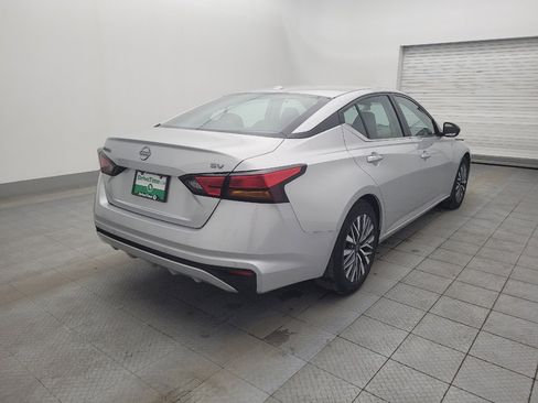 Used 2024 Nissan Altima 2.5 SV image 9