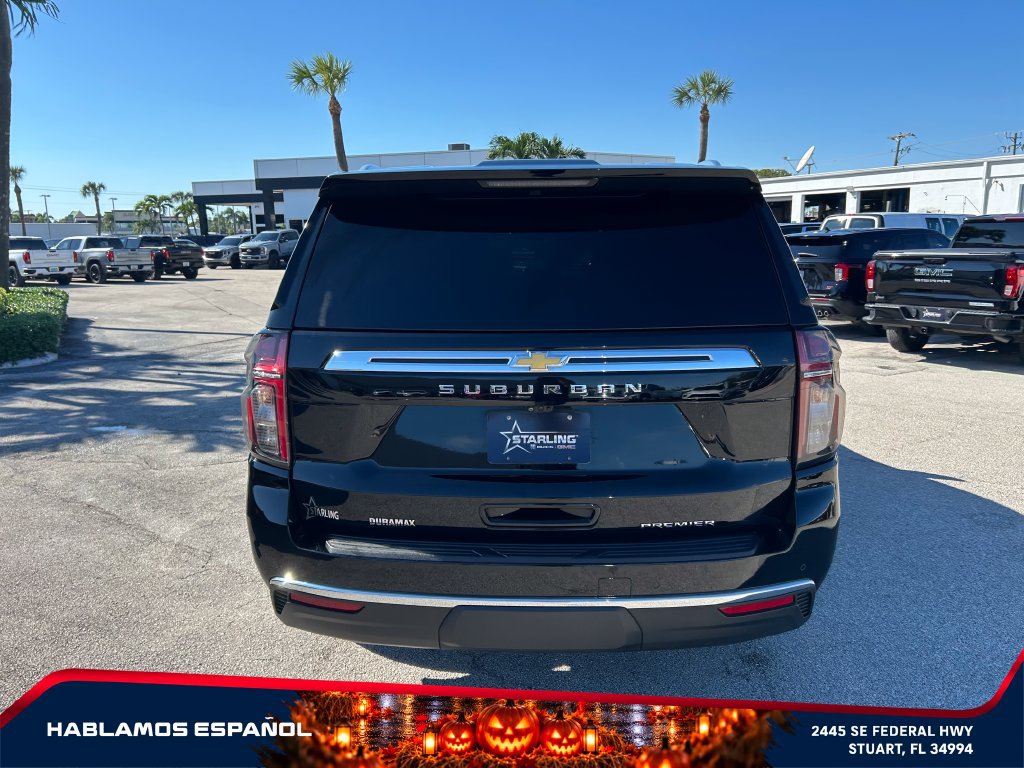 Used 2024 Chevrolet Suburban Premier AWD/4WD image 6