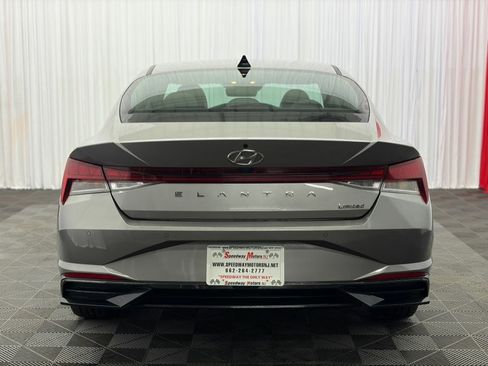Used 2023 Hyundai Elantra Limited FWD image 7