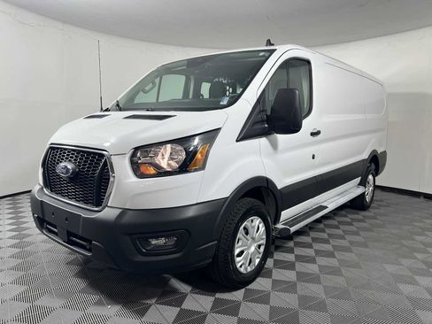 Used 2025 Ford Transit 250 Low Roof w/ Exterior Upgrade Package RWD image 3