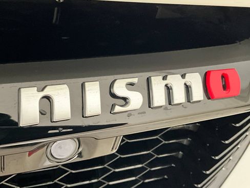 Used 2024 Nissan Z NISMO w/ Floor Mat Package RWD image 30