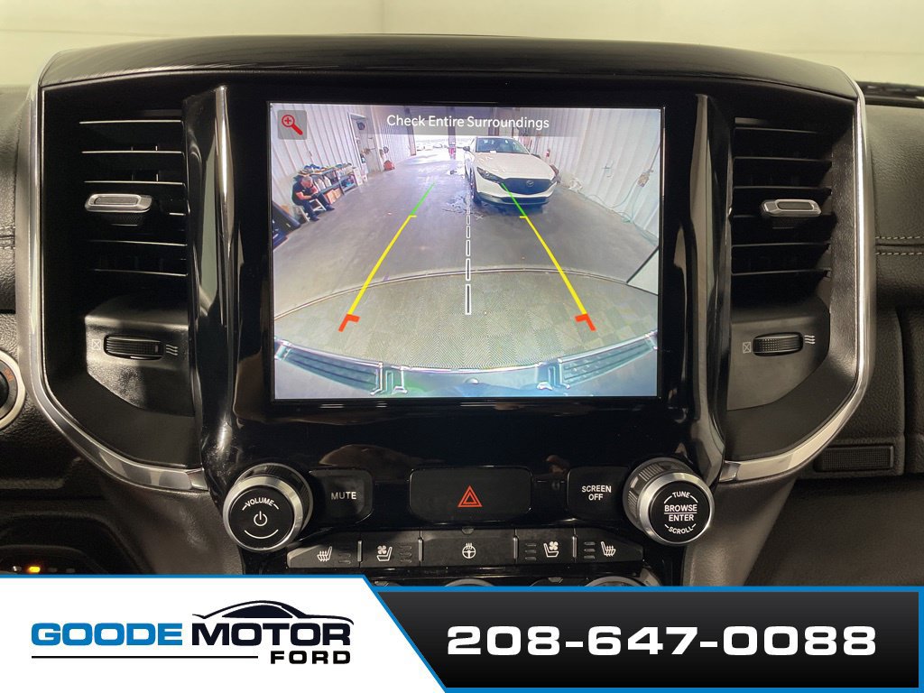 Used 2024 RAM 1500 Laramie w/ Off Road Group AWD/4WD image 17