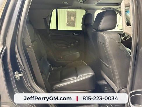 Used 2020 GMC Yukon SLT w/ Premium Edition AWD/4WD image 25
