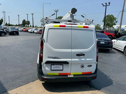 Used 2016 Ford Transit Connect XL image 4