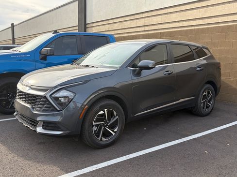 Certified 2023 Kia Sportage LX image 5