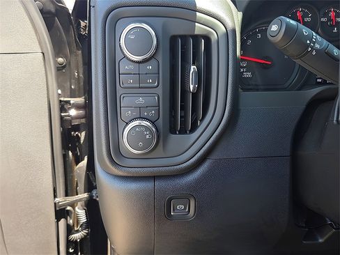 New 2026 GMC Sierra 1500 Pro w/ Pro Value Package image 14