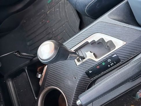 Used 2013 Toyota RAV4 Limited image 13