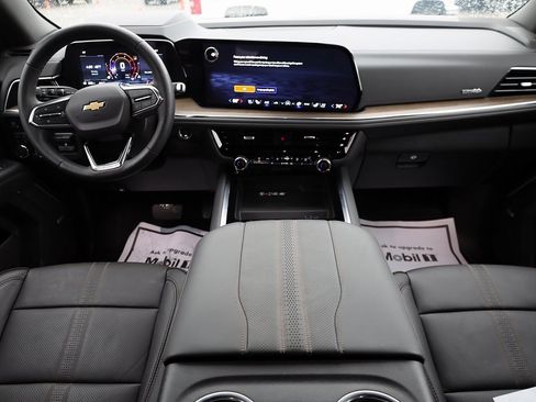 Used 2025 Chevrolet Tahoe High Country image 19