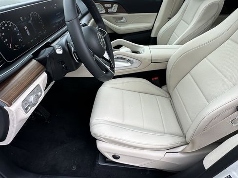 New 2026 Mercedes-Benz GLE 450e 4MATIC image 10