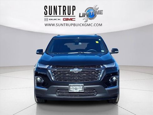 Used 2023 Chevrolet Traverse LT w/ Midnight/Sport Edition image 32