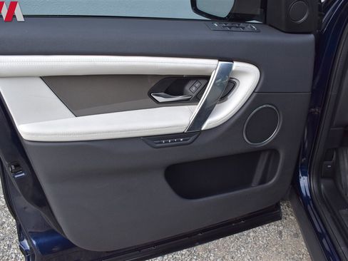 Used 2020 Land Rover Discovery Sport S R-Dynamic image 30