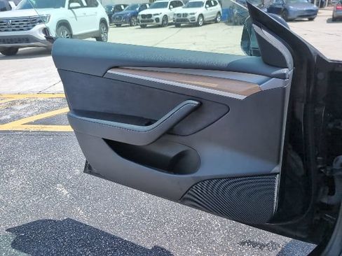 Used 2023 Tesla Model 3 Standard Range RWD image 18