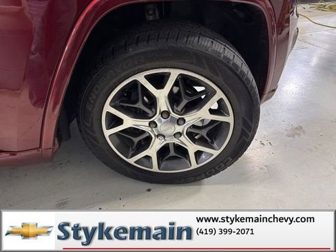 Used 2019 Jeep Grand Cherokee Overland image 29
