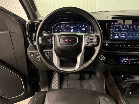 Certified 2024 GMC Sierra 1500 SLT w/ SLT Premium Plus Package AWD/4WD image 18