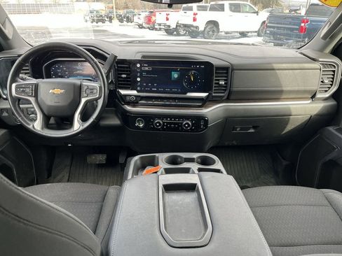 Used 2022 Chevrolet Silverado 1500 LT image 19