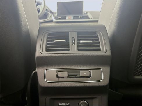 New 2024 Audi Q5 e Premium image 32