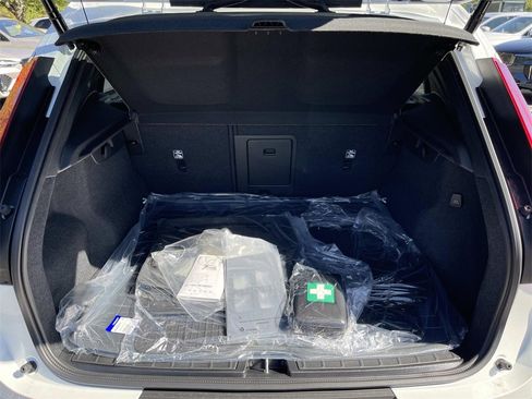 New 2026 Volvo XC40 B5 Plus w/ Protection Package Premier image 12