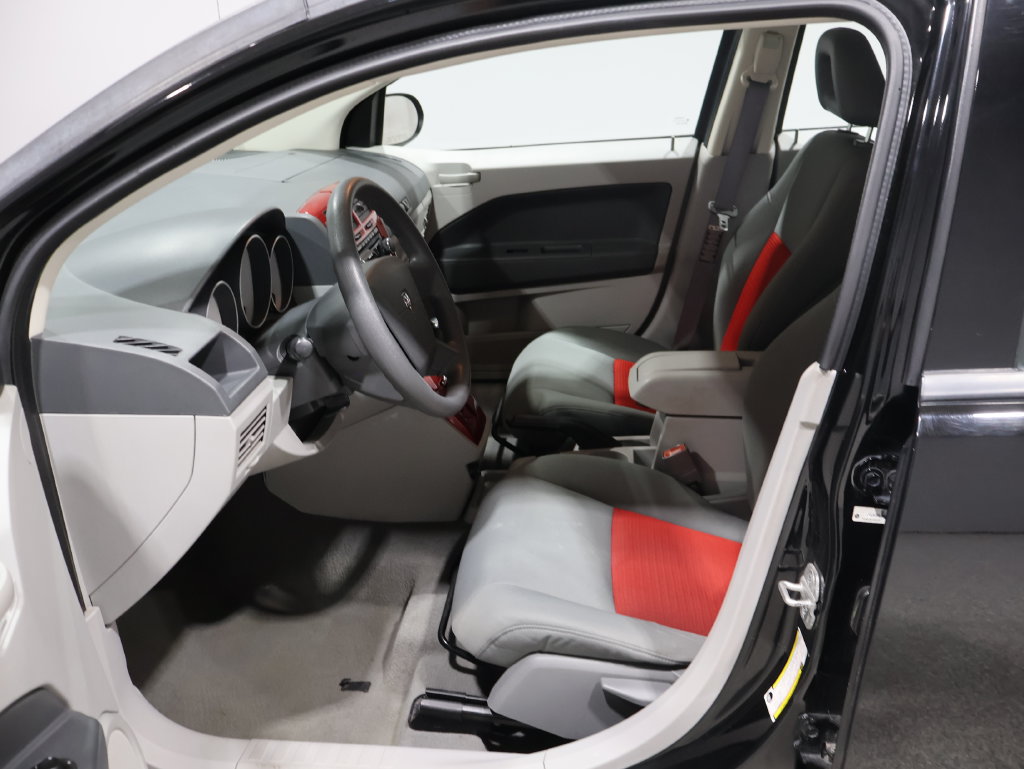 Used 2007 Dodge Caliber SXT FWD image 10