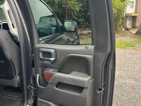 Used 2014 GMC Sierra 1500 SLE w/ SLE Value Package image 8