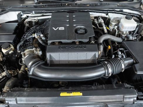 Used 2021 Nissan Frontier SV RWD image 19