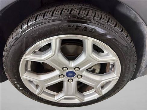 Used 2017 Ford Escape Titanium w/ Equipment Group 301A FWD image 13