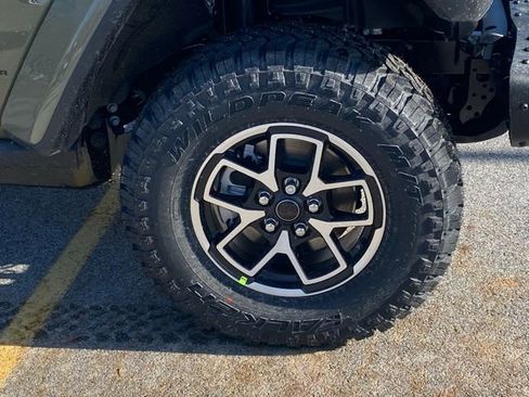 New 2026 Jeep Gladiator Rubicon w/ Safety Group image 20