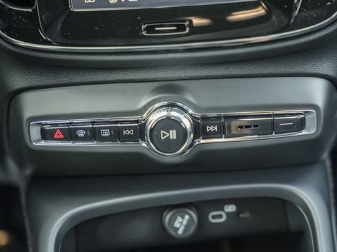 New 2026 Volvo XC40 B5 Ultra w/ Climate Package AWD/4WD image 24