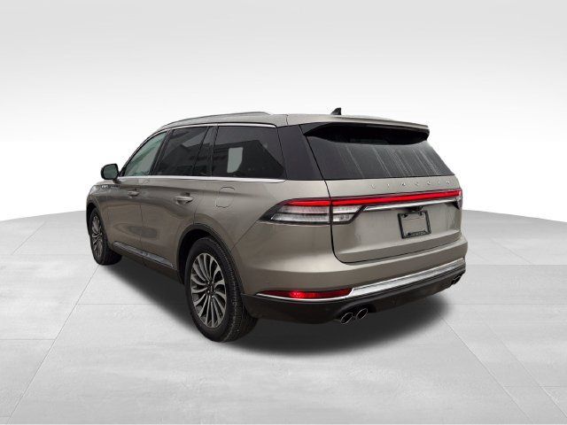 Used 2023 Lincoln Aviator Reserve w/ Equipment Group 201A AWD/4WD image 8