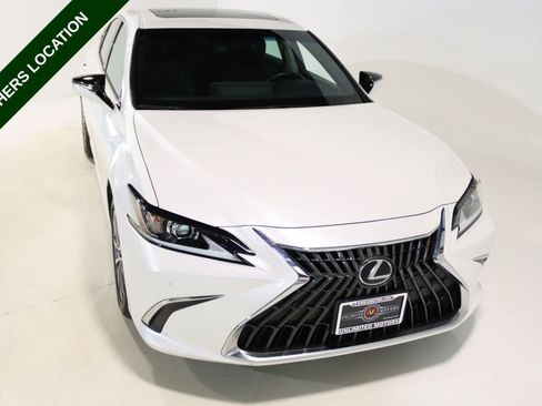 Used 2022 Lexus ES 350 w/ ES 350 Ultra Luxury Package FWD image 21