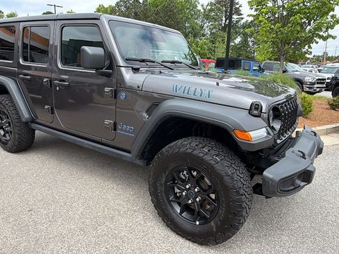 Used 2025 Jeep Wrangler Unlimited Sport S 4xe AWD/4WD image 5