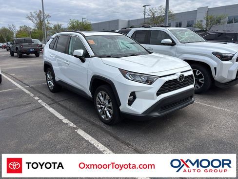 Certified 2020 Toyota RAV4 XLE Premium image 1