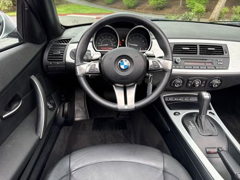 Used 2007 BMW Z4 3.0si RWD image 13