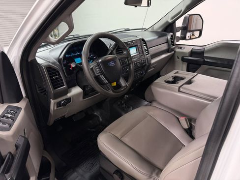 Used 2018 Ford F350 XL w/ Power Equipment Group image 13