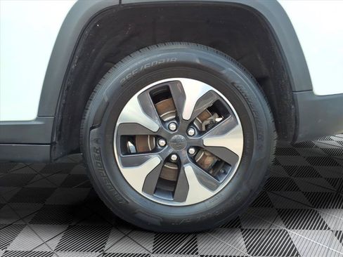 Used 2024 Jeep Grand Cherokee Limited 4xe AWD/4WD image 24