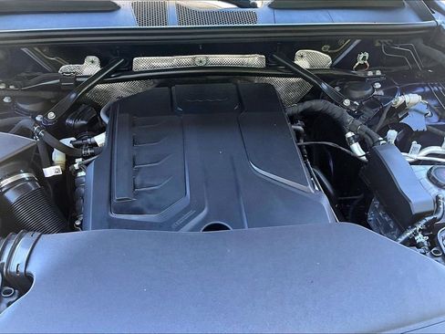 Used 2025 Audi Q5 Premium w/ Convenience Package AWD/4WD image 31