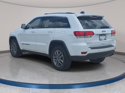 Used 2020 Jeep Grand Cherokee Laredo w/ Laredo X Package AWD/4WD image 8