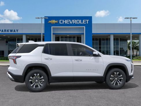 New 2026 Chevrolet Equinox LT image 5