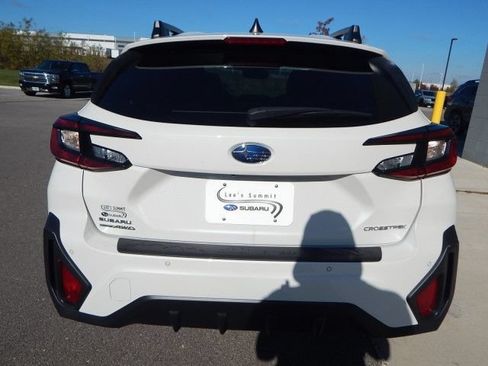 Used 2024 Subaru Crosstrek 2.5i Limited w/ Crosstrek Mirror Package AWD/4WD image 4