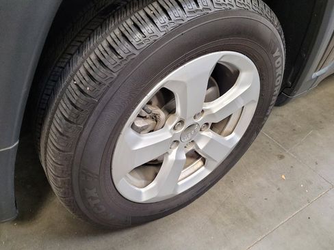 Used 2018 Jeep Compass Latitude w/ Popular Equipment Group image 31