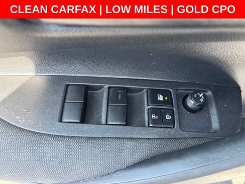 Used 2022 Toyota Corolla LE FWD image 15