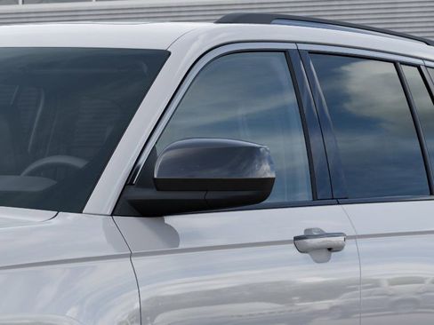 New 2026 Jeep Grand Cherokee Altitude RWD image 12