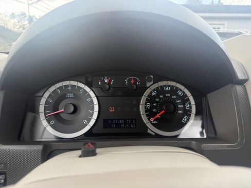 Used 2011 Ford Escape XLT w/ 202A Rapid Spec Order Code image 12