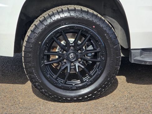 Used 2016 Chevrolet Tahoe LT AWD/4WD image 36