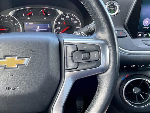 Used 2020 Chevrolet Blazer LT FWD image 23
