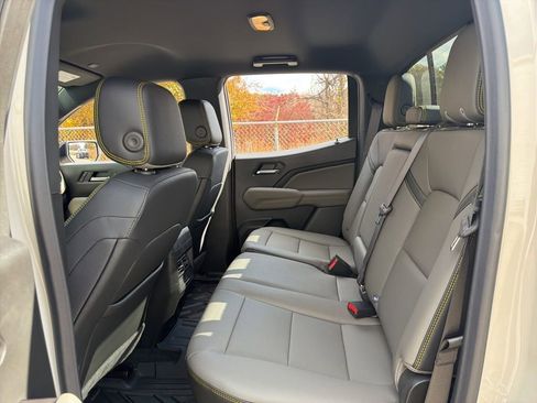 New 2026 Chevrolet Colorado ZR2 image 19