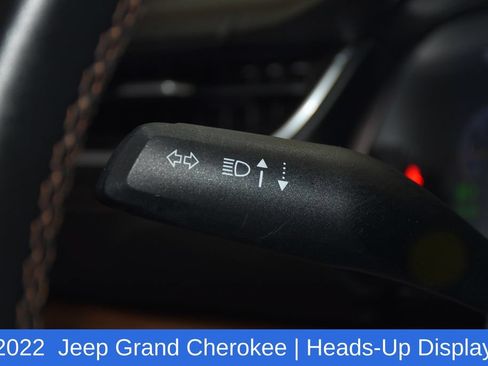 Used 2022 Jeep Grand Cherokee Summit w/ Adv Protech Group IV AWD/4WD image 12