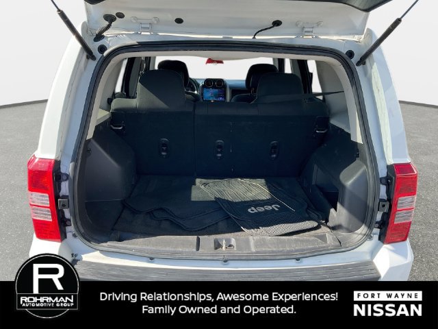 Used 2014 Jeep Patriot Sport FWD image 31