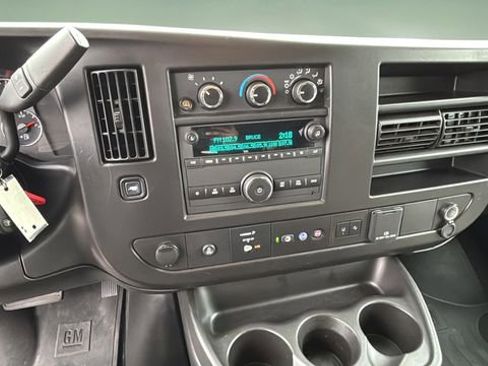 Used 2024 Chevrolet Express 3500 LT w/ LT Preferred Equipment Group image 21