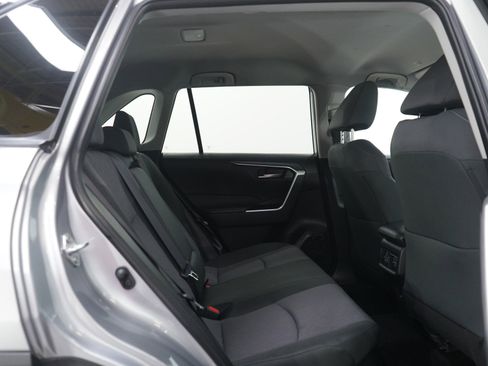 Used 2025 Toyota RAV4 XLE image 11